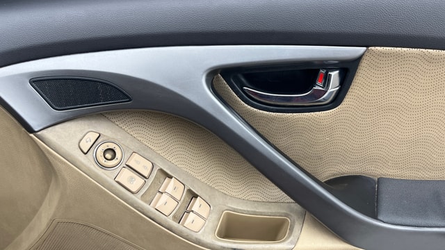 View Hyundai Elantra Image 38 Used Hyundai Elantra Image 38