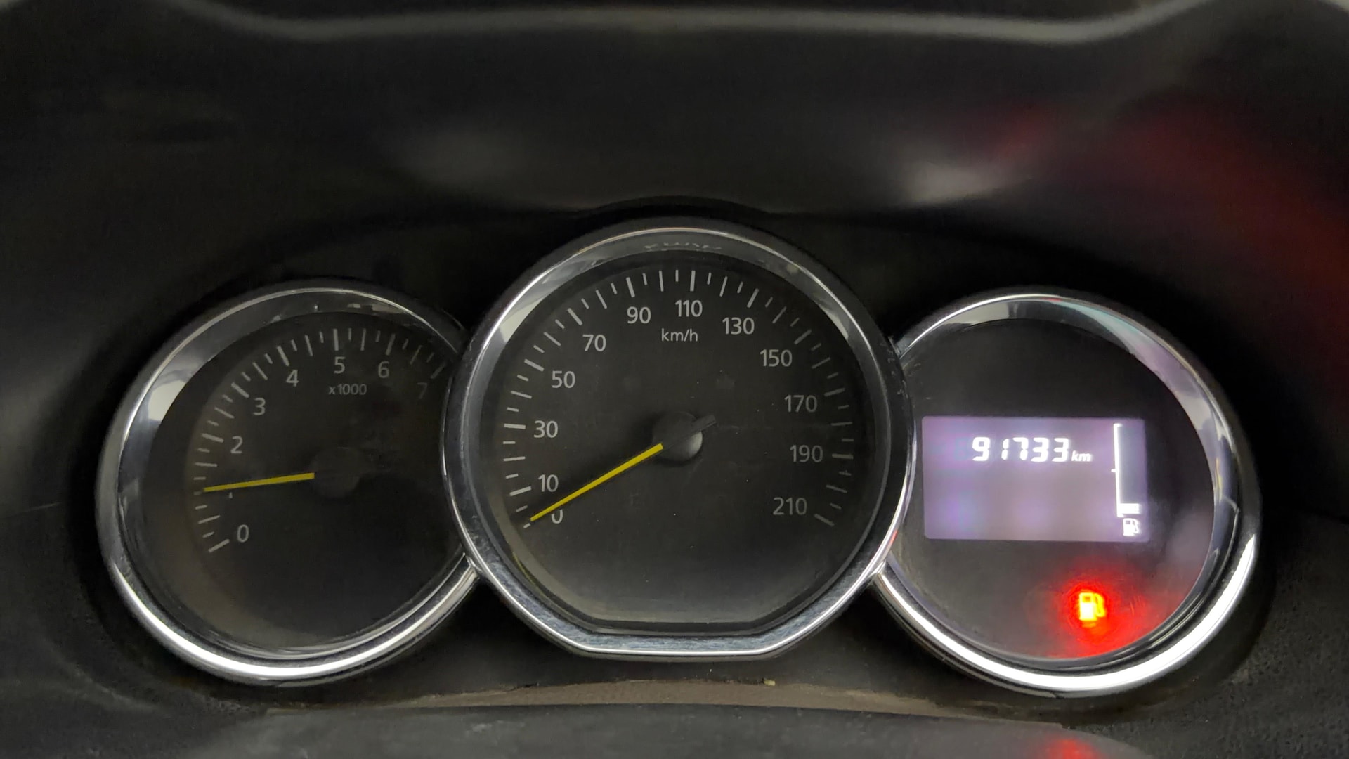 View 2020 Renault Duster Petrol RXS BS IV Image 19 Used 2020 Renault Duster Petrol RXS BS IV Image 19