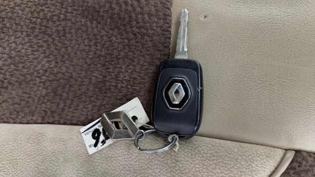 View Renault Duster Image 17 Used Renault Duster Image 17