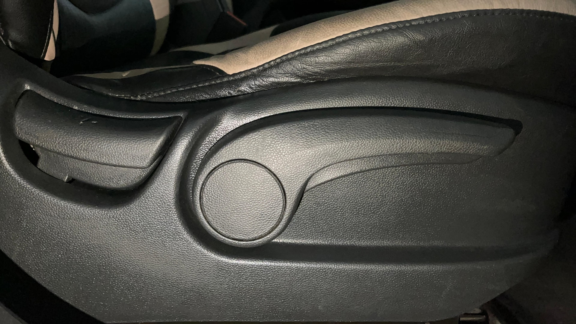 View 2016 Hyundai Creta 1.4 E Diesel Image 10 Used 2016 Hyundai Creta 1.4 E Diesel Image 10