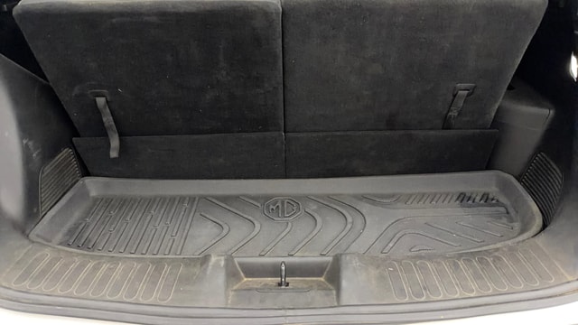 View MG Hector Plus Image 7 Used MG Hector Plus Image 7