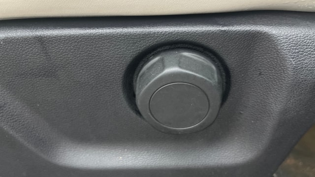 View Mahindra XUV700 Image 12 Used Mahindra XUV700 Image 12