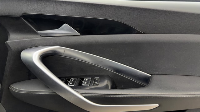 View MG Hector Image 40 Used MG Hector Image 40
