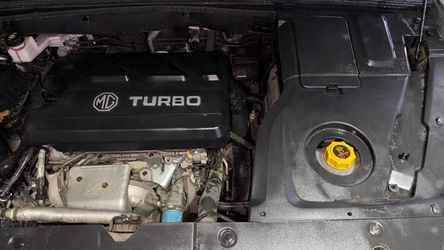 View MG Hector Image 30 Used MG Hector Image 30