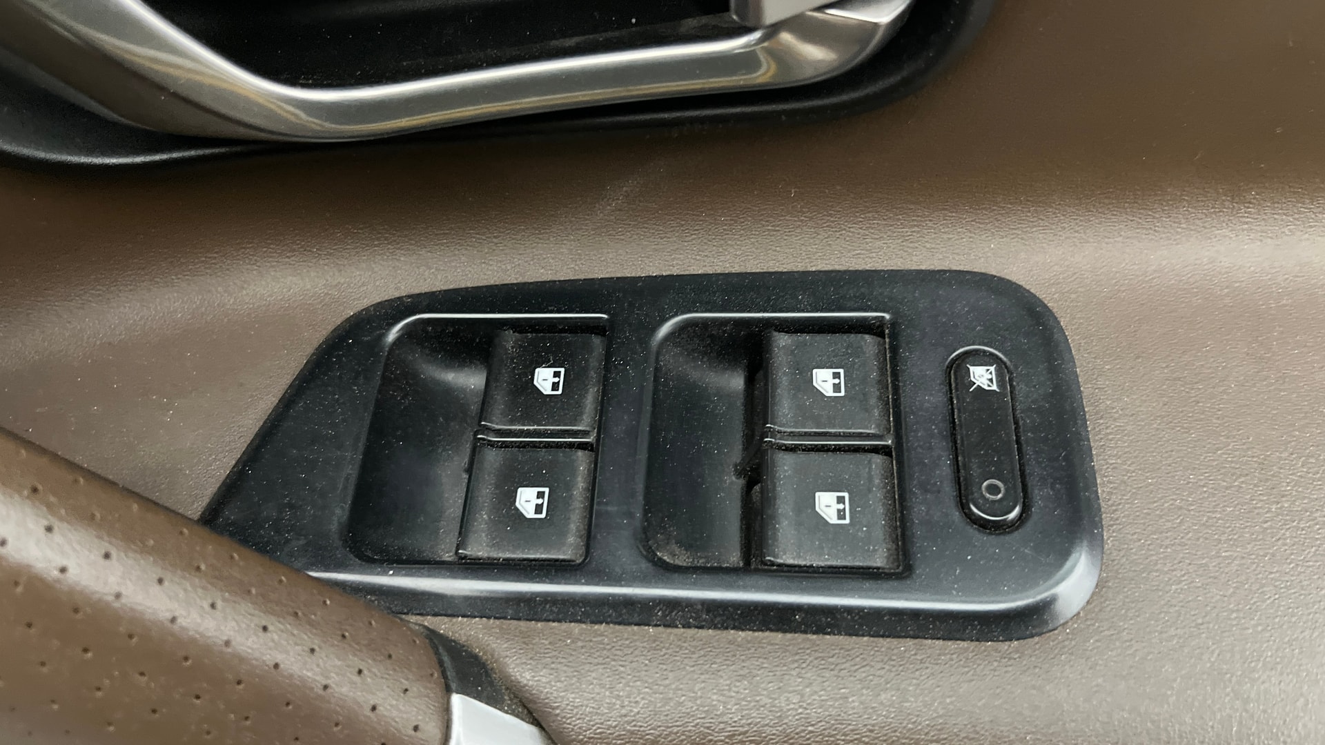 View 2023 Tata Harrier XZA Plus Option Image 35 Used 2023 Tata Harrier XZA Plus Option Image 35