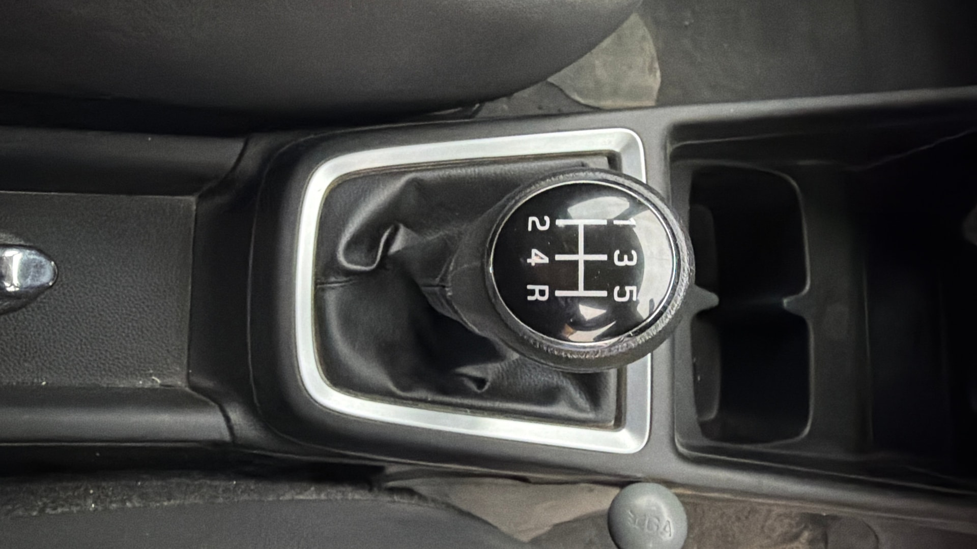 View 2018 Maruti Suzuki 1000 Base Variant Image 37 Used 2018 Maruti Suzuki 1000 Base Variant Image 37