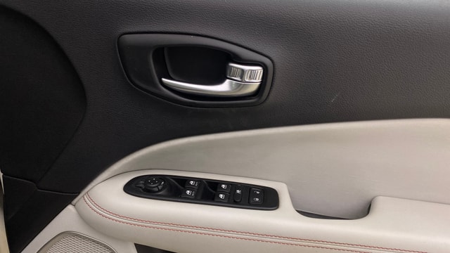 View Jeep Compass Image 33 Used Jeep Compass Image 33