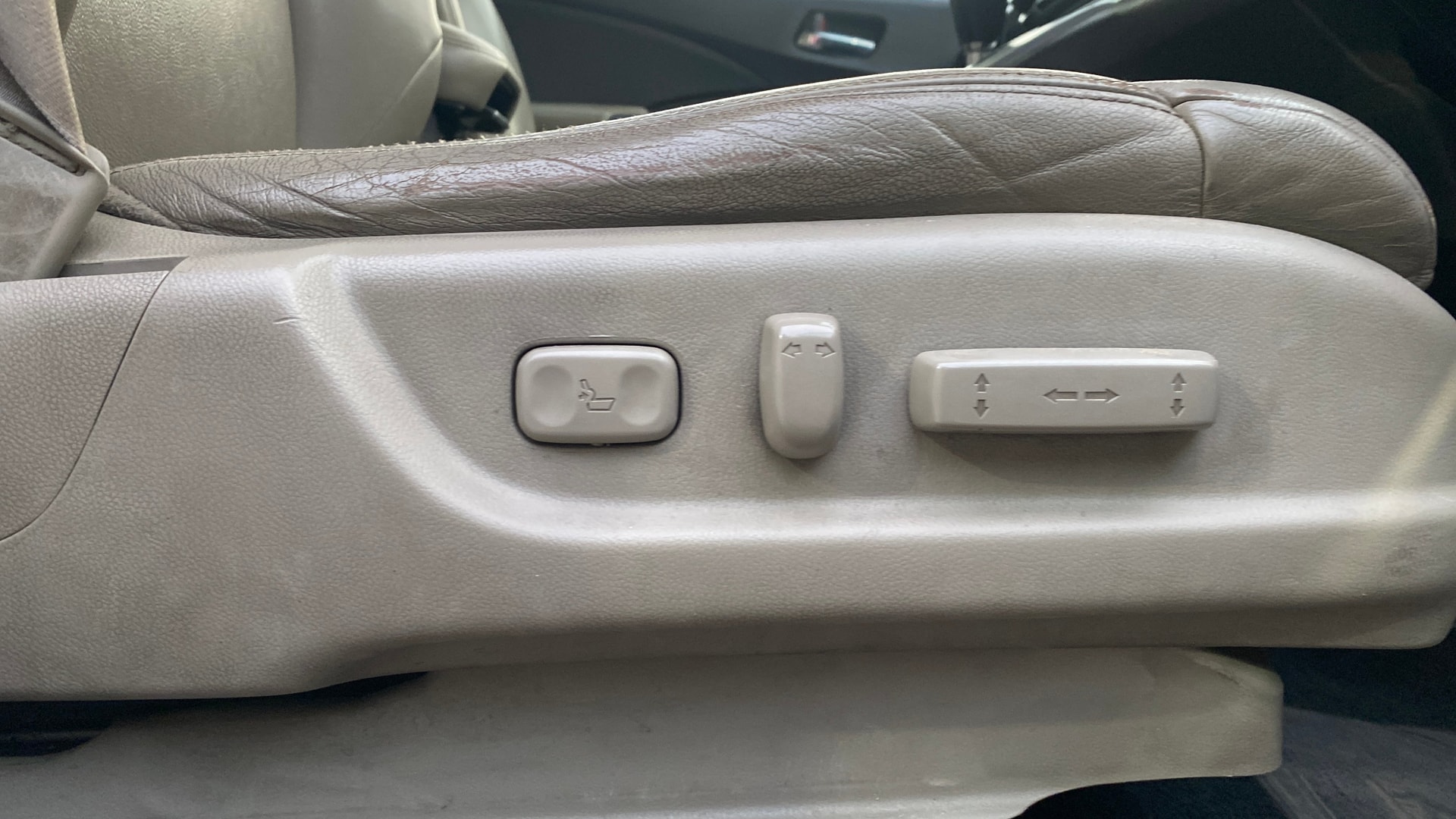 View 2018 Honda CR-V 2.0L AT Petrol Image 19 Used 2018 Honda CR-V 2.0L AT Petrol Image 19