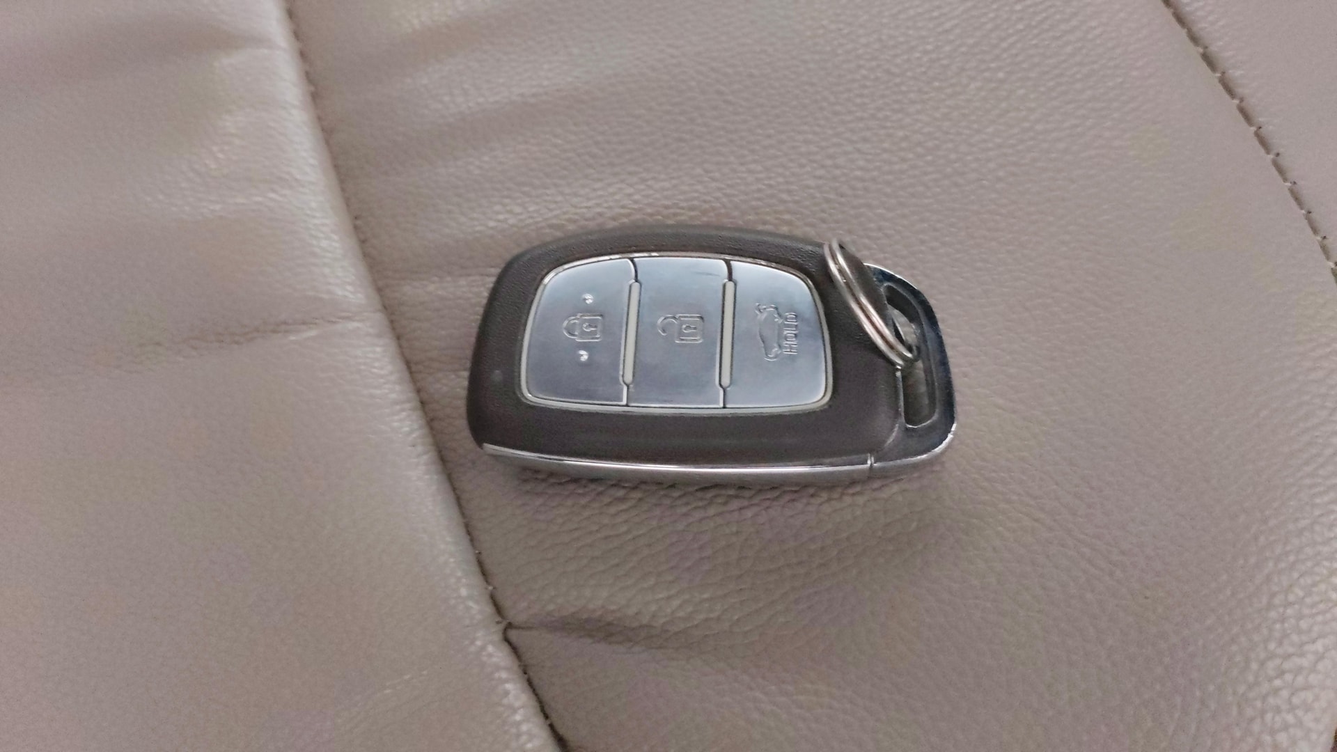 View 2013 Hyundai Grand i10 Sportz 1.2 Kappa Image 18 Used 2013 Hyundai Grand i10 Sportz 1.2 Kappa Image 18