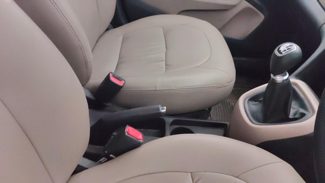 View Hyundai Grand i10 Image 40 Used Hyundai Grand i10 Image 40