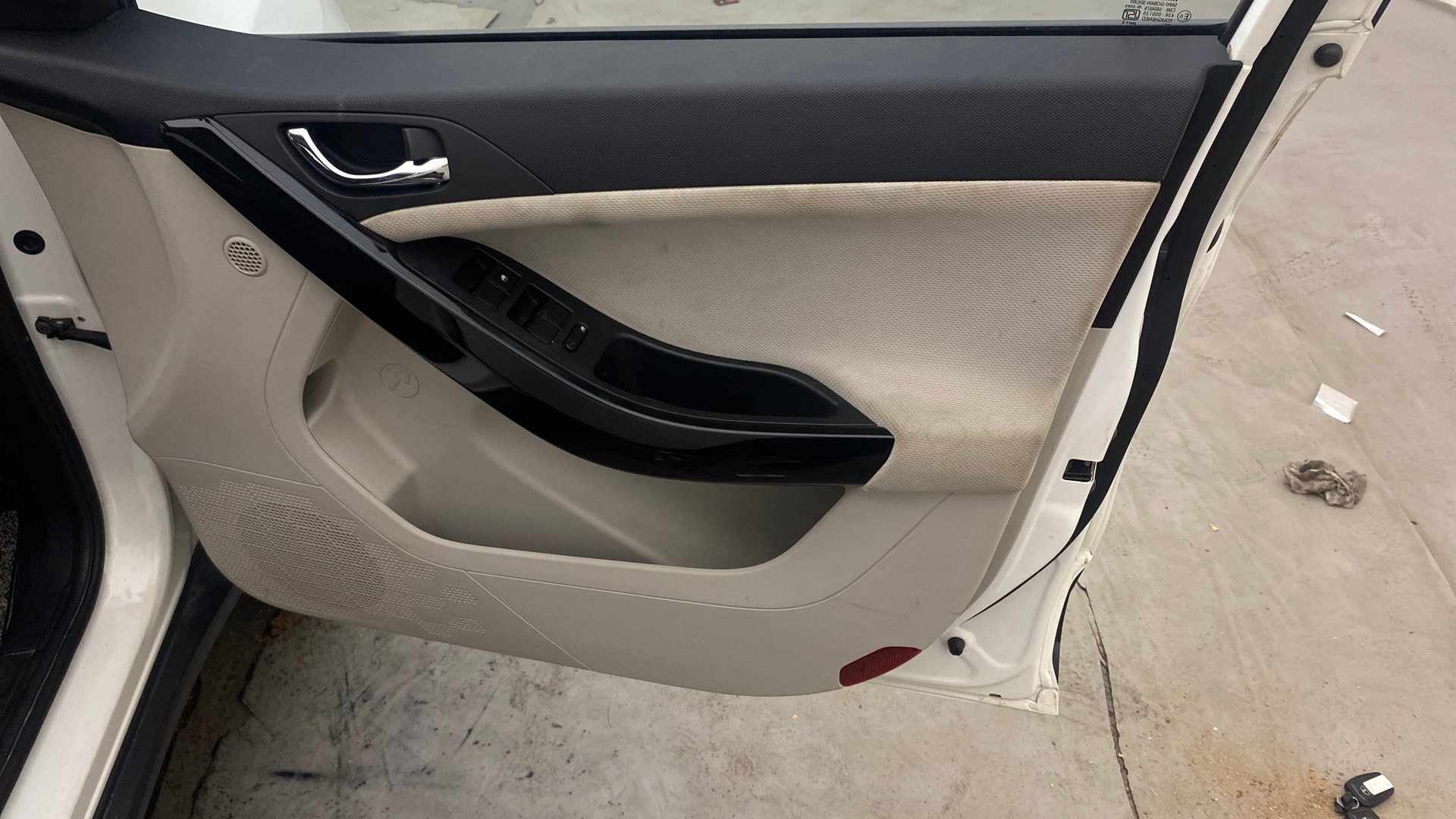 View 2023 Tata Nexon Revotron XE Image 35 Used 2023 Tata Nexon Revotron XE Image 35