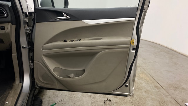 View Mahindra Marazzo Image 35 Used Mahindra Marazzo Image 35