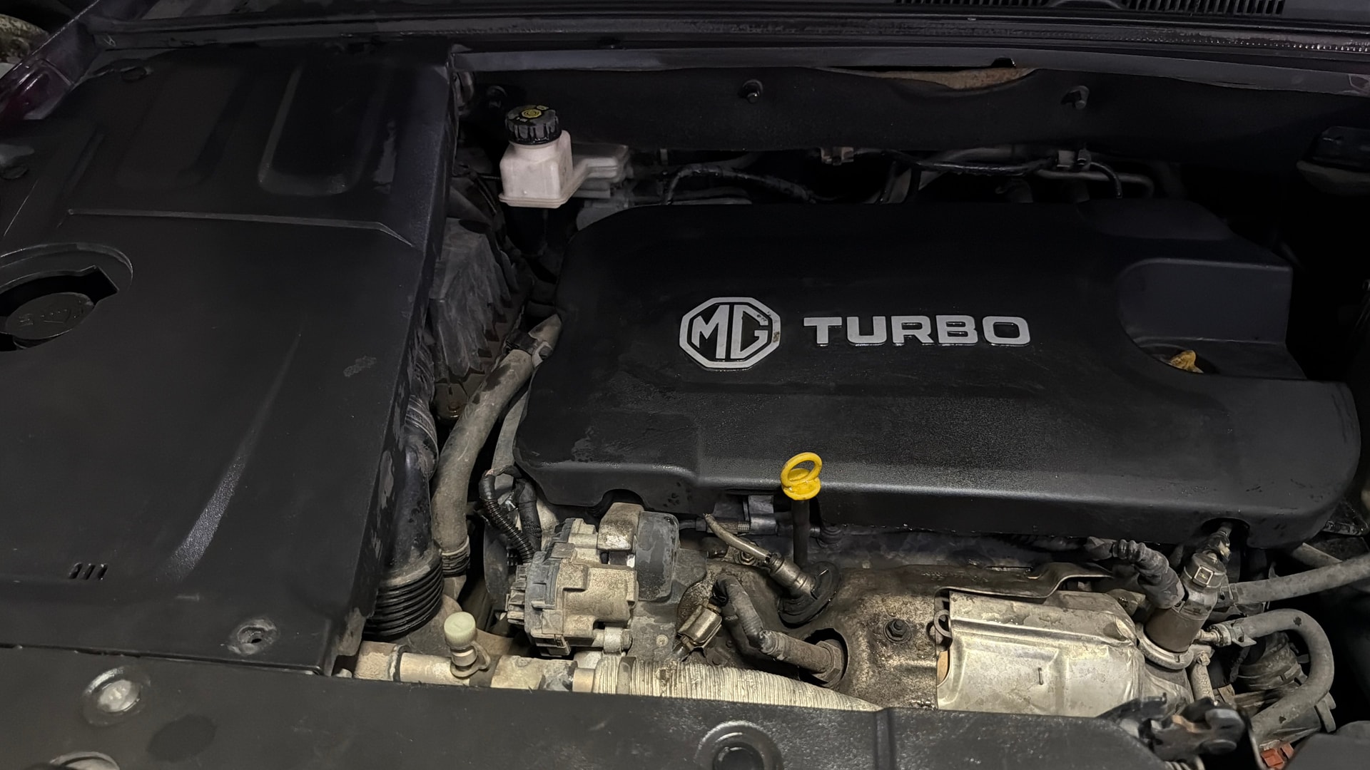 View 2021 MG Hector Plus Sharp Turbo 6 Seater Diesel Image 4 Used 2021 MG Hector Plus Sharp Turbo 6 Seater Diesel Image 4