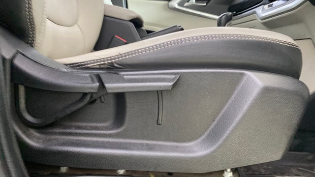 View Kia Carens Image 19 Used Kia Carens Image 19