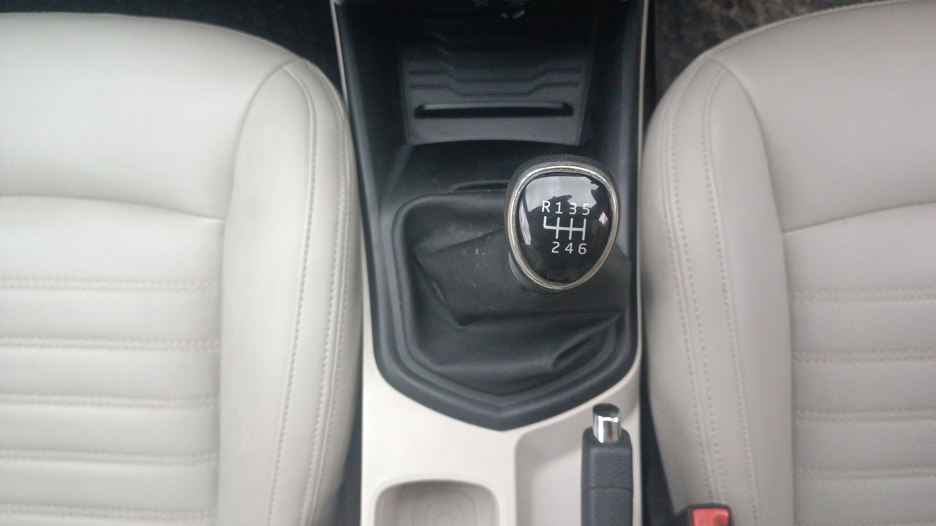 Used 2019 Mahindra XUV300 Used 2019 Mahindra XUV300