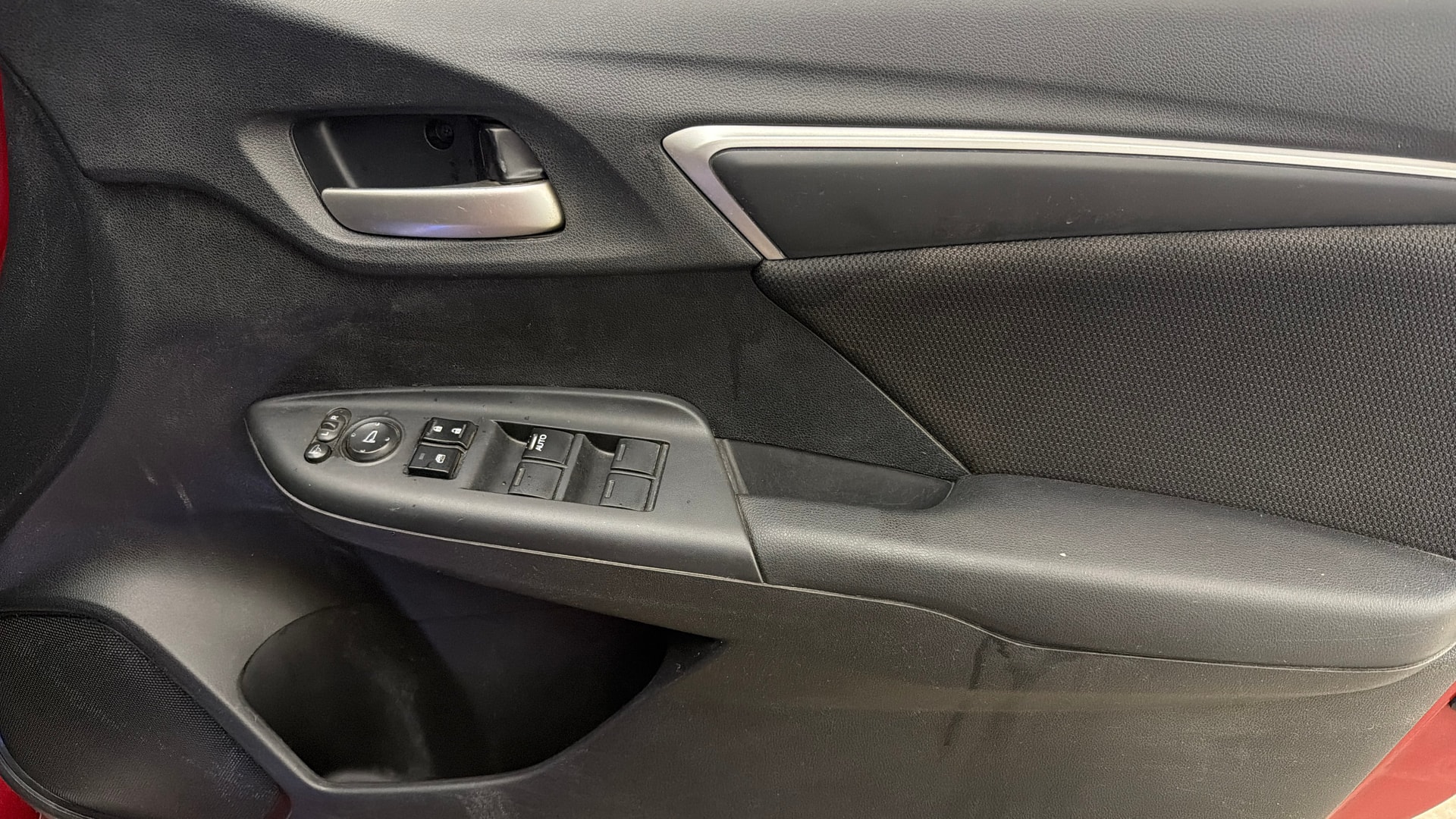View 2022 Honda WR-V S MT Diesel Edge Edition Image 35 Used 2022 Honda WR-V S MT Diesel Edge Edition Image 35