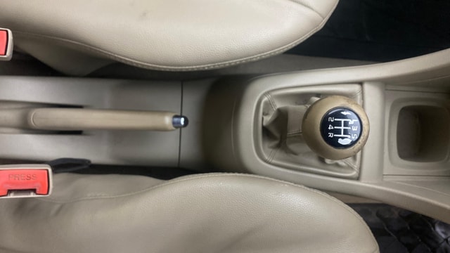 View Maruti Suzuki 1000 Image 39 Used Maruti Suzuki 1000 Image 39