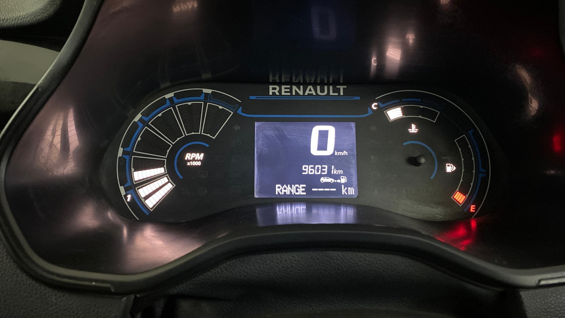 Used 2023 Renault Triber Used 2023 Renault Triber