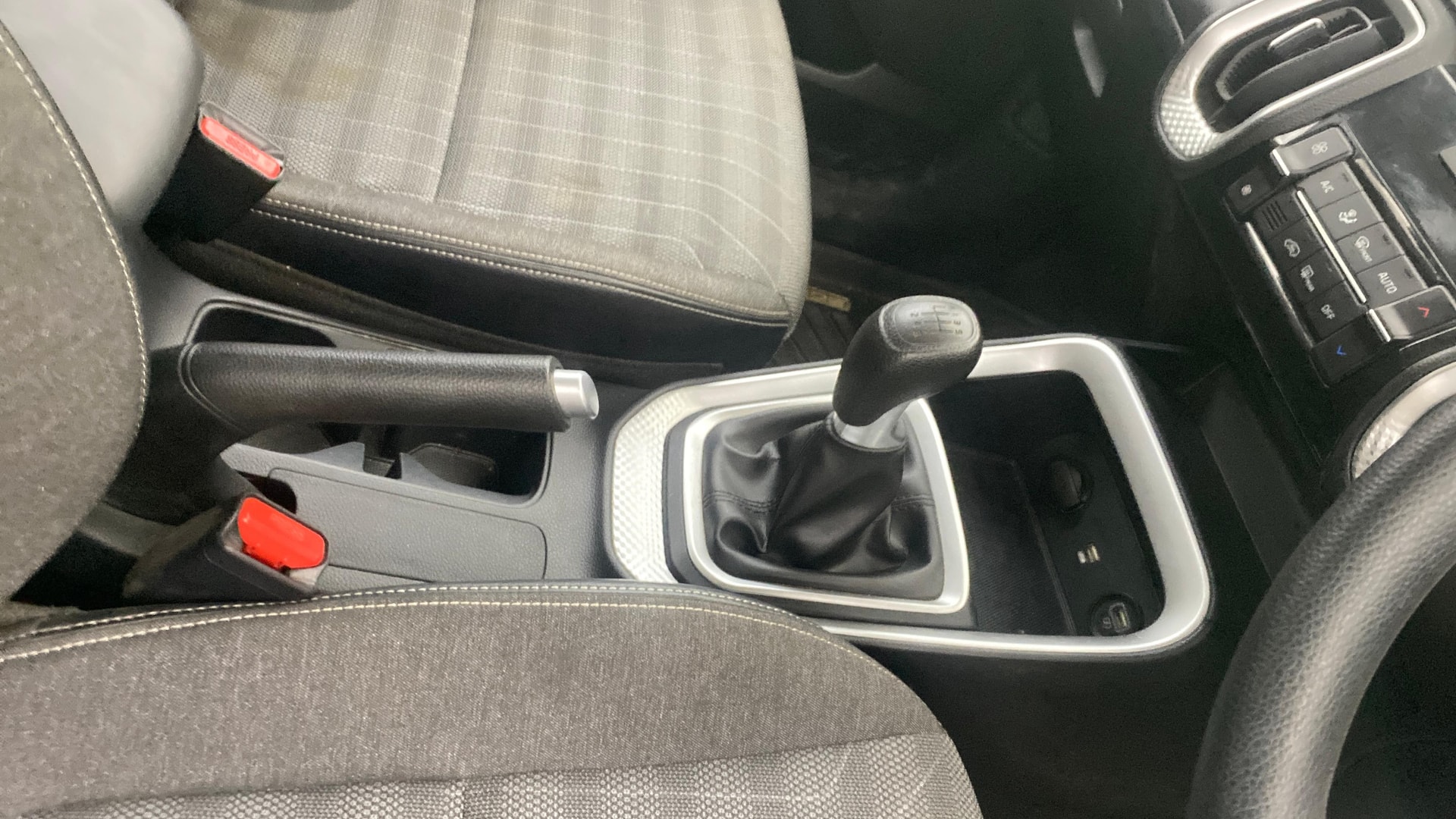 Used 2023 Kia Sonet Used 2023 Kia Sonet