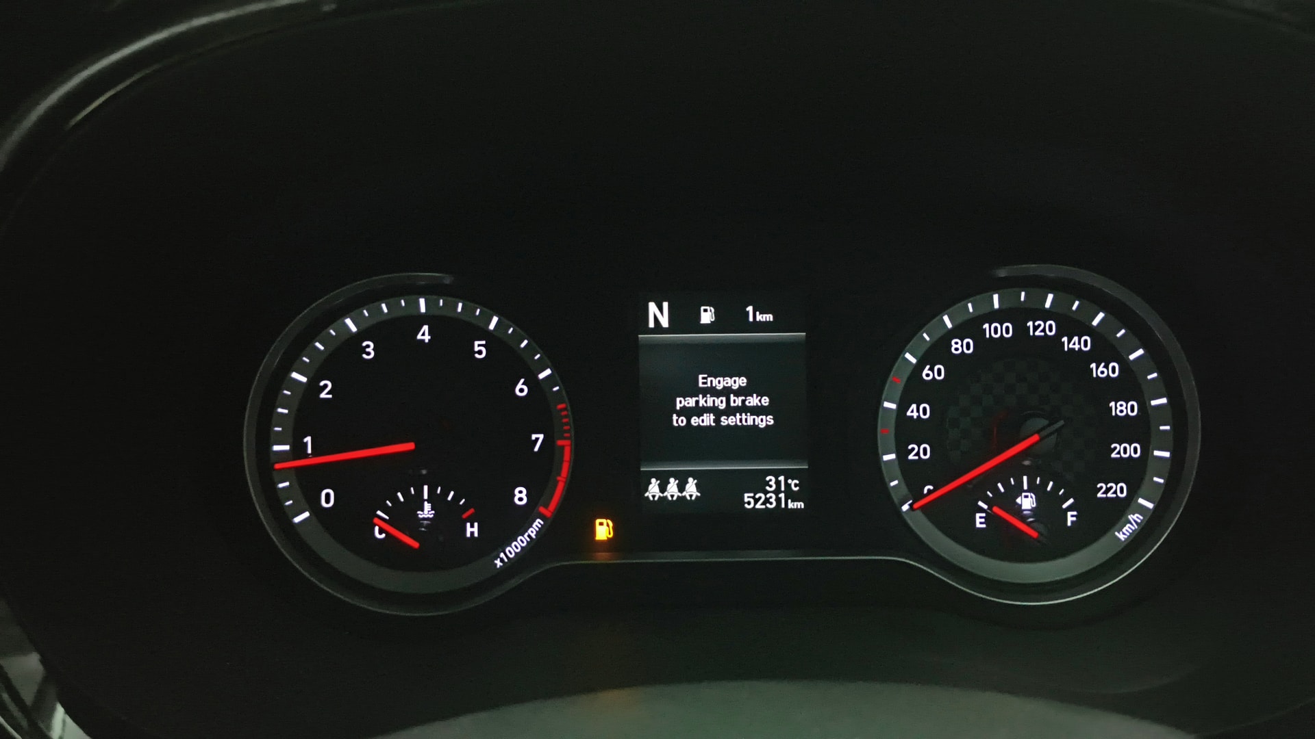 View 2025 Hyundai Grand i10 Nios Sportz Petrol AMT Image 21 Used 2025 Hyundai Grand i10 Nios Sportz Petrol AMT Image 21