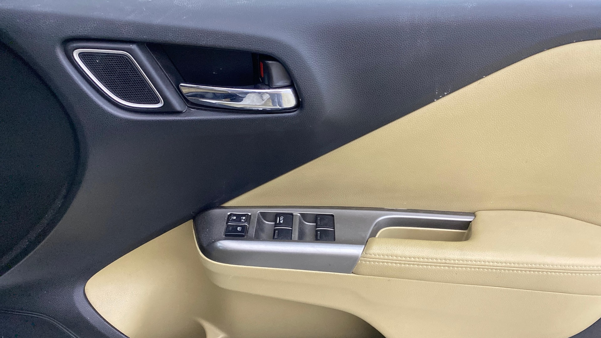 View 2017 Honda City ZX CVT Image 35 Used 2017 Honda City ZX CVT Image 35
