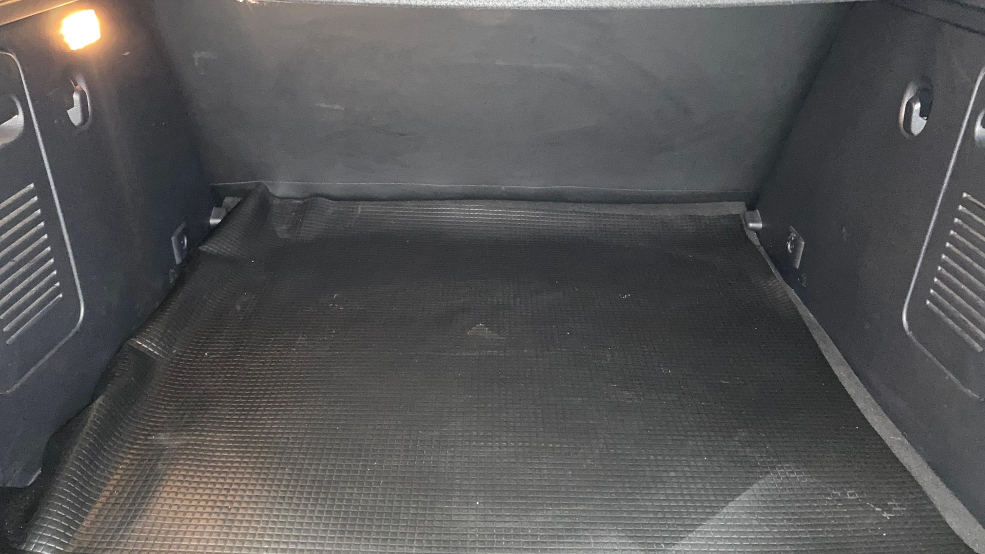 Used 2019 Nissan Kicks Used 2019 Nissan Kicks