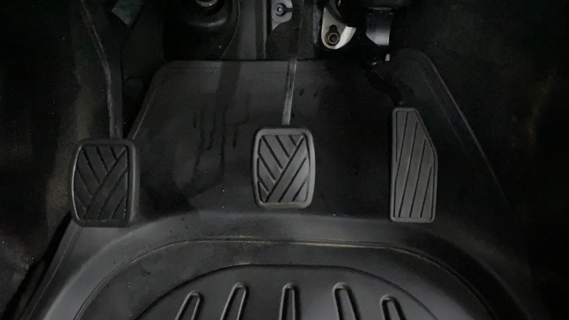 View 2022 Maruti Suzuki 1000 Base Variant Image 9 Used 2022 Maruti Suzuki 1000 Base Variant Image 9