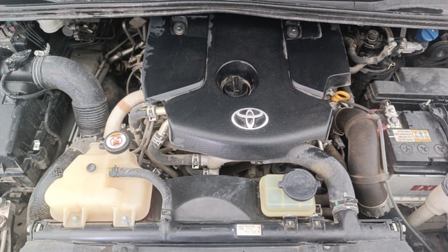 View Toyota Innova Crysta Image 46 Used Toyota Innova Crysta Image 46