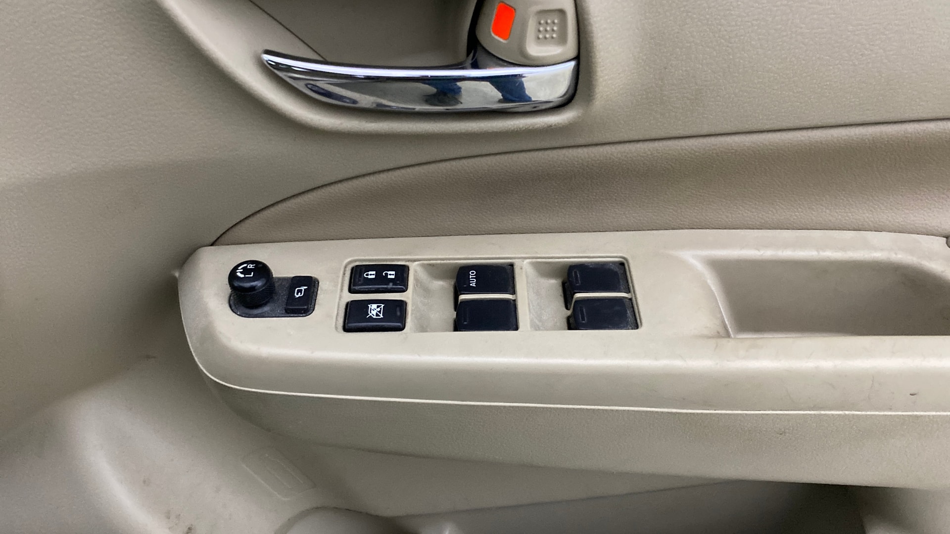 View 2020 Maruti Suzuki 1000 Base Variant Image 34 Used 2020 Maruti Suzuki 1000 Base Variant Image 34