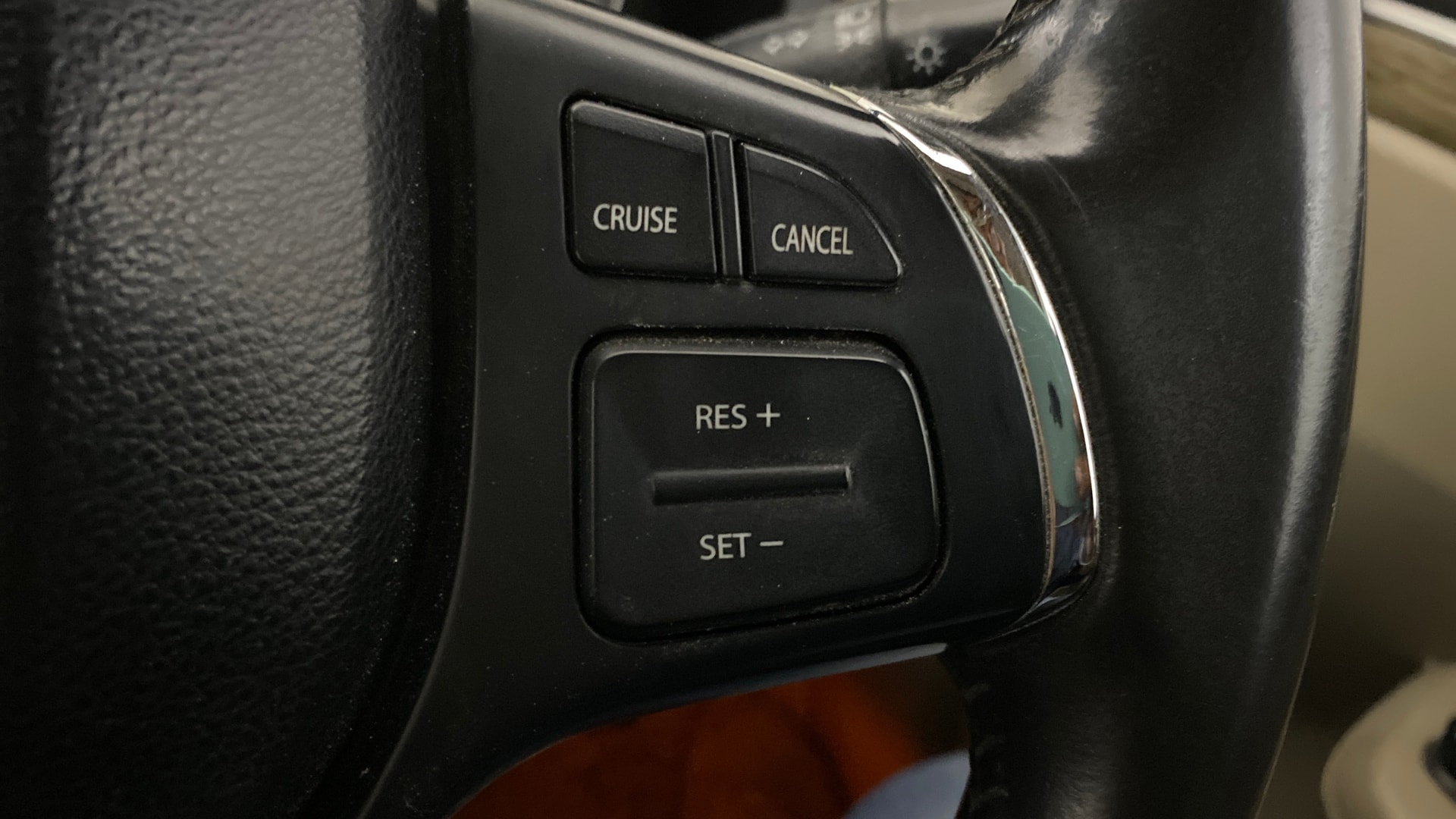 View 2020 Maruti Suzuki 1000 Base Variant Image 3 Used 2020 Maruti Suzuki 1000 Base Variant Image 3