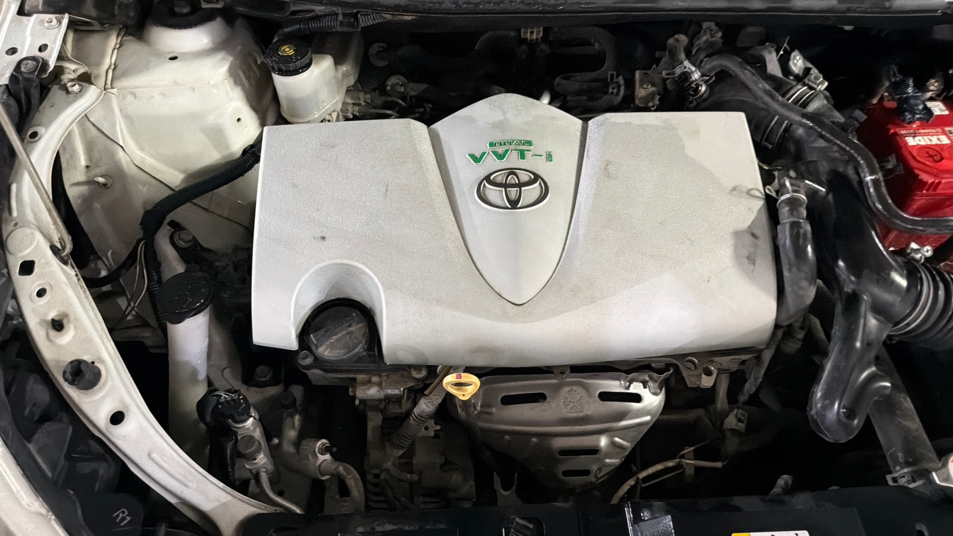 View 2018 Toyota Yaris V CVT Image 4 Used 2018 Toyota Yaris V CVT Image 4