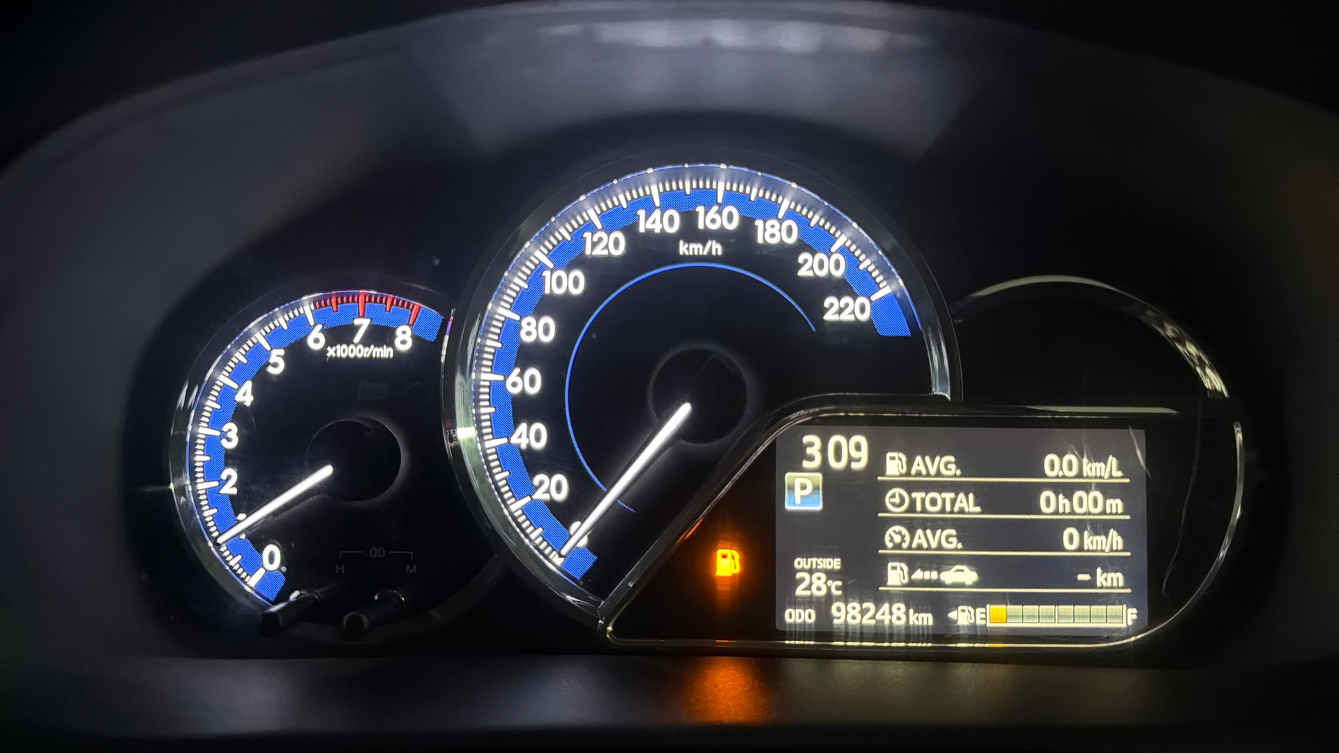 View 2018 Toyota Yaris V CVT Image 36 Used 2018 Toyota Yaris V CVT Image 36