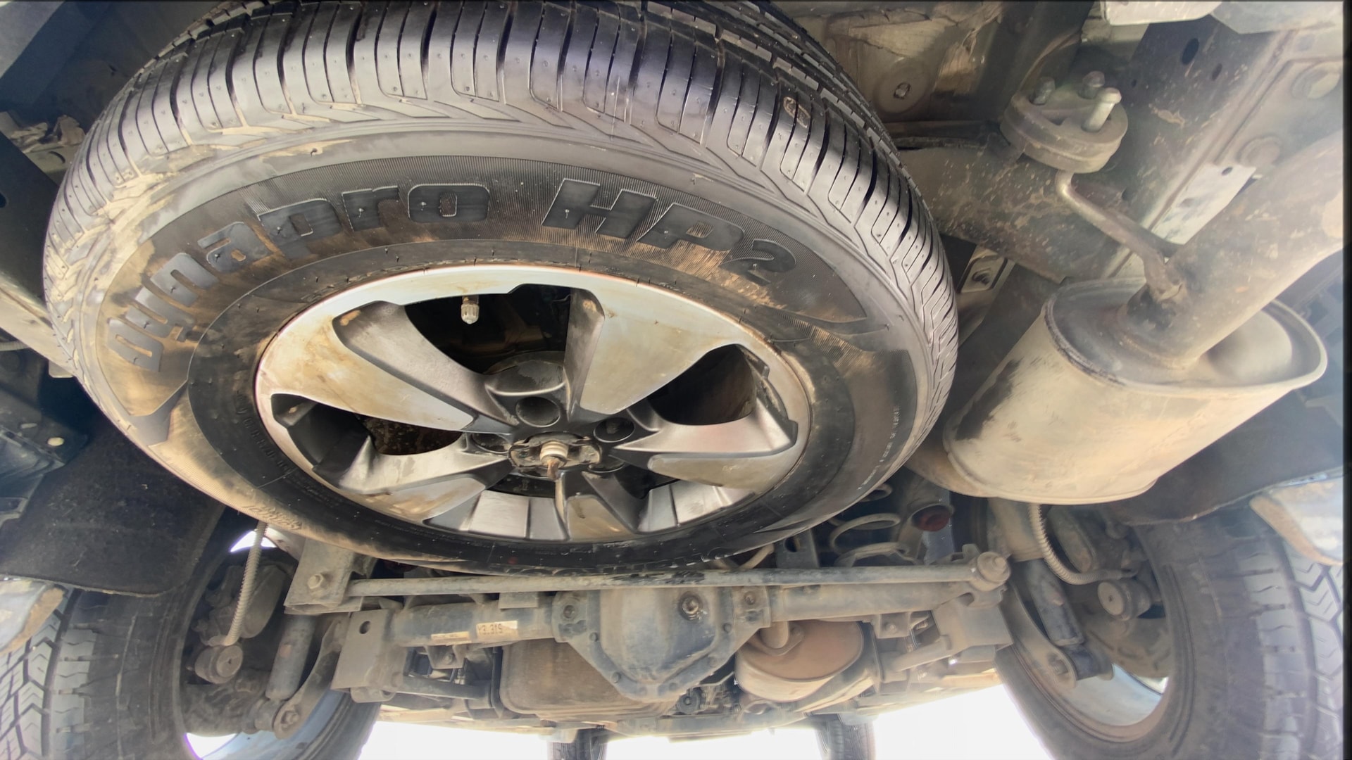 View 2019 Mahindra Alturas G4 4WD AT Image 18 Used 2019 Mahindra Alturas G4 4WD AT Image 18