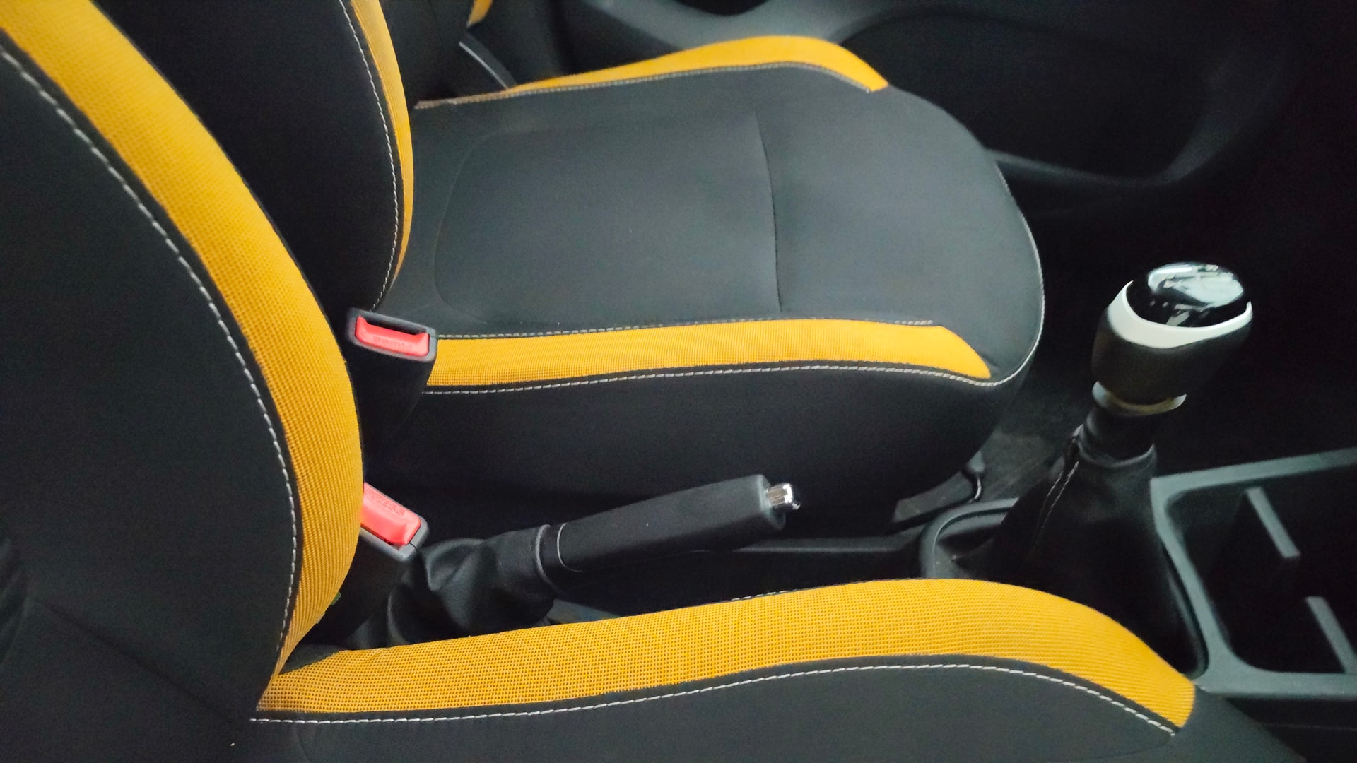 View 2023 Renault Kwid RXL 1.0 BS IV Image 38 Used 2023 Renault Kwid RXL 1.0 BS IV Image 38