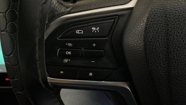 View MG Hector Plus Image 3 Used MG Hector Plus Image 3