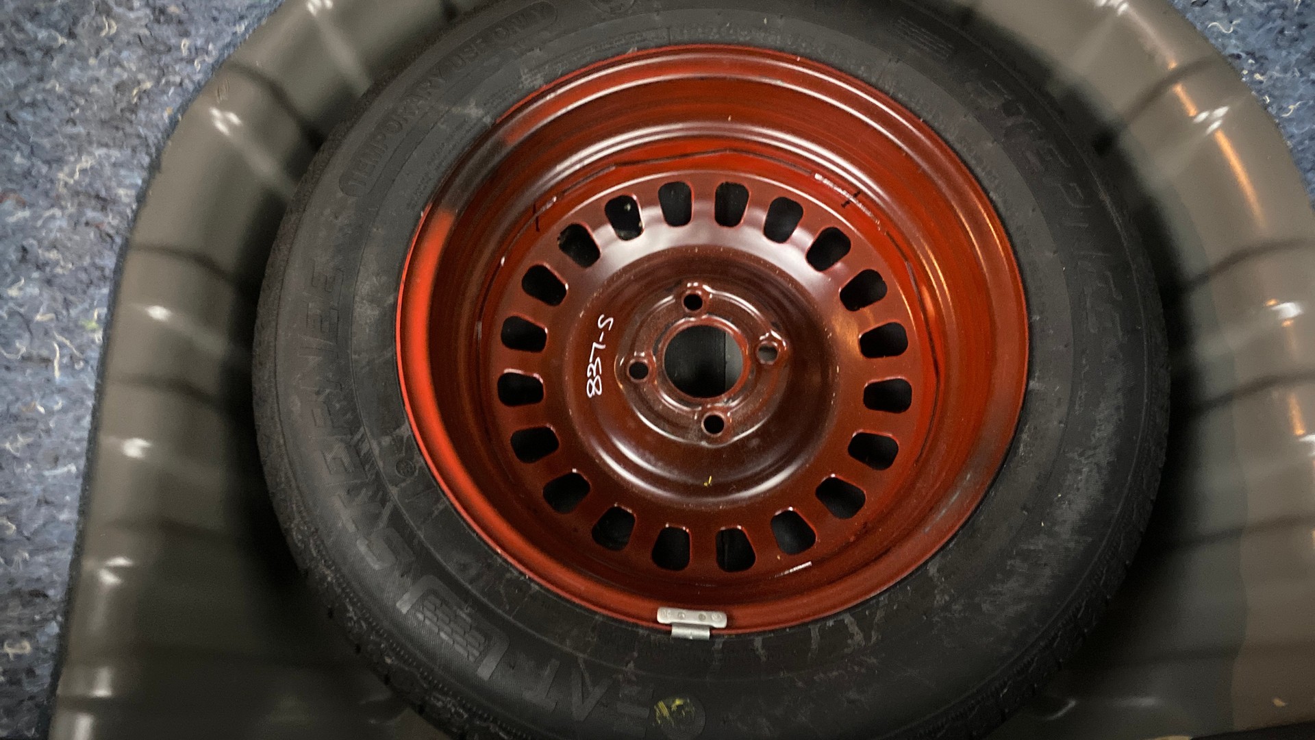 View 2022 Nissan Magnite Turbo XV CVT Image 25 Used 2022 Nissan Magnite Turbo XV CVT Image 25
