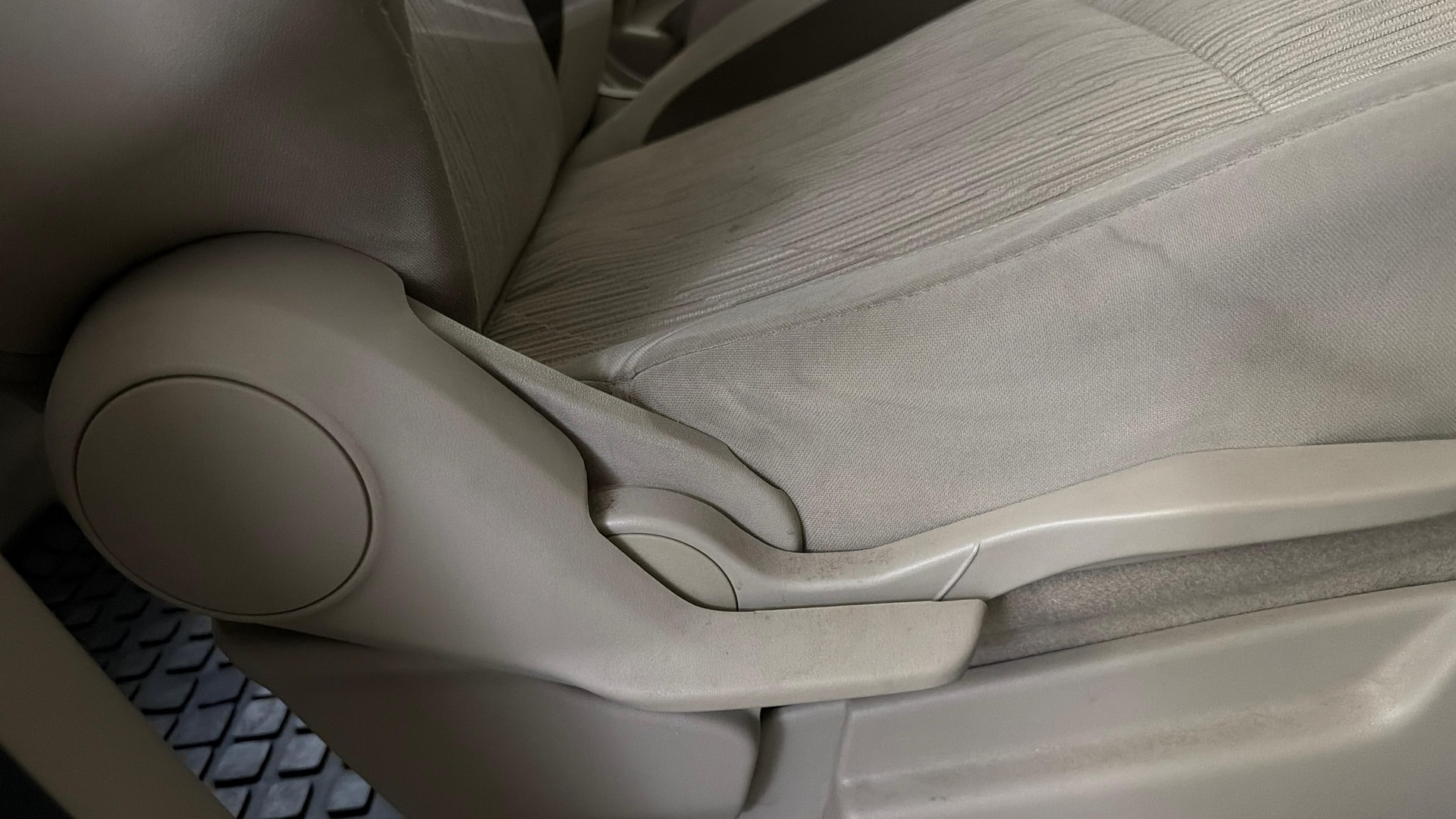 View 2019 Maruti Suzuki 1000 Base Variant Image 19 Used 2019 Maruti Suzuki 1000 Base Variant Image 19