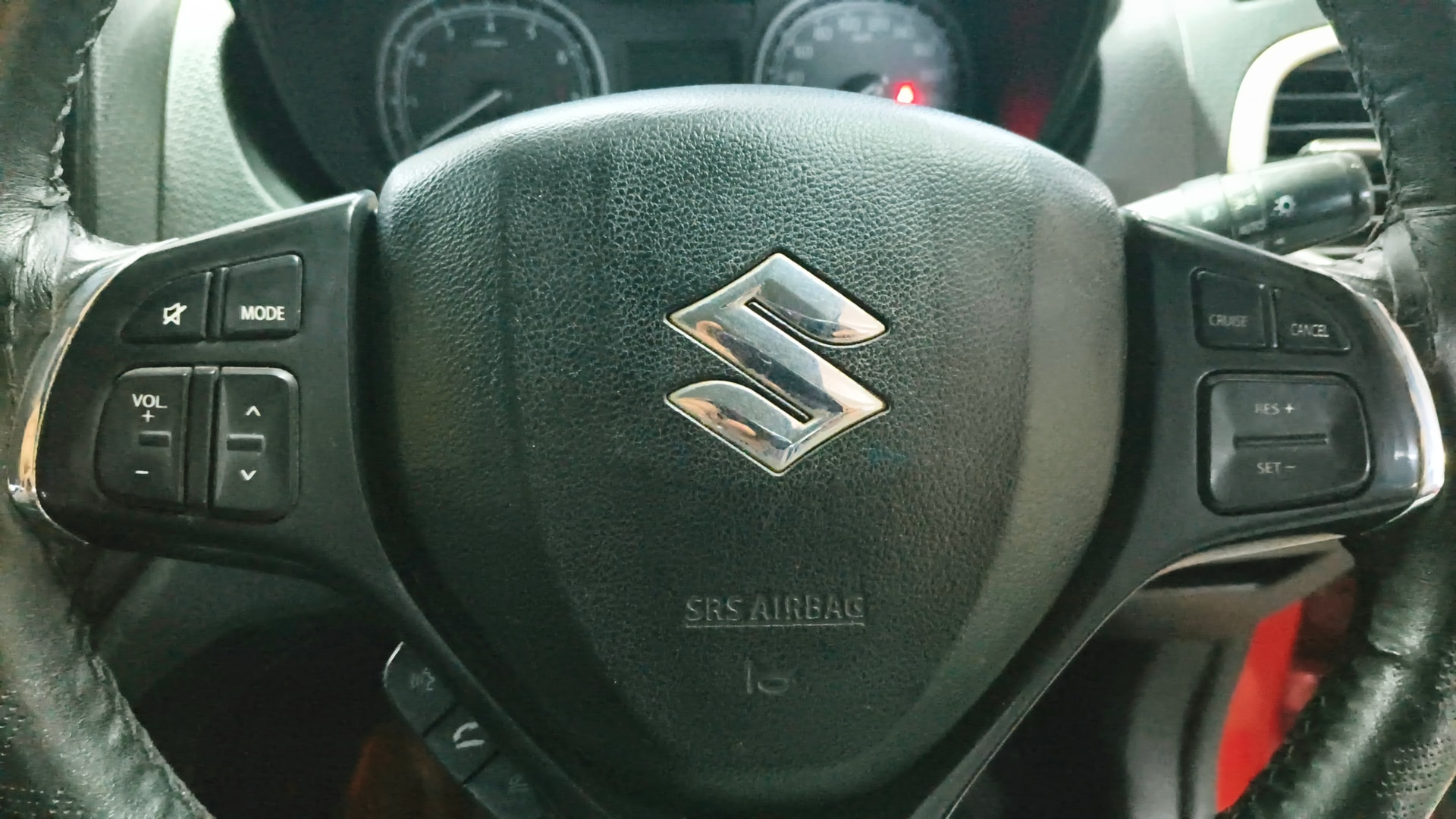View 2021 Maruti Suzuki 1000 Base Variant Image 3 Used 2021 Maruti Suzuki 1000 Base Variant Image 3