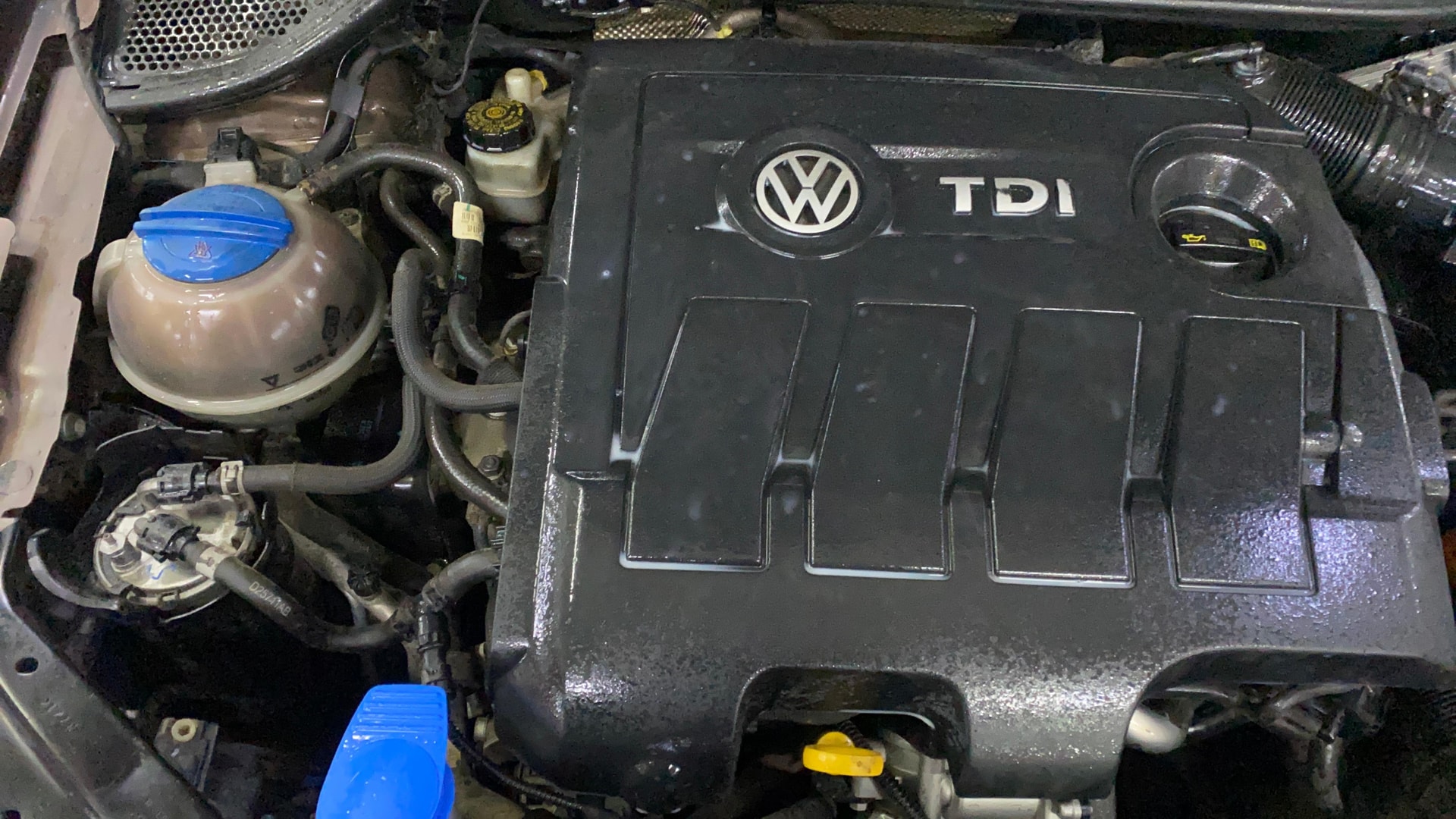 View 2017 Volkswagen Ameo 1.2L MPI Petrol Comfortline Image 3 Used 2017 Volkswagen Ameo 1.2L MPI Petrol Comfortline Image 3