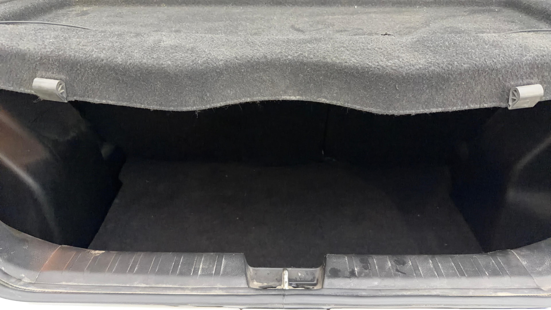 View 2021 Toyota Glanza G MT Image 6 Used 2021 Toyota Glanza G MT Image 6