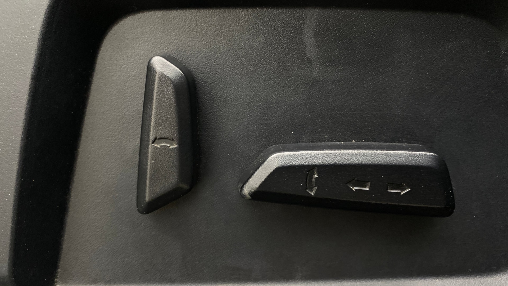 View 2021 Tata Harrier XE Image 19 Used 2021 Tata Harrier XE Image 19