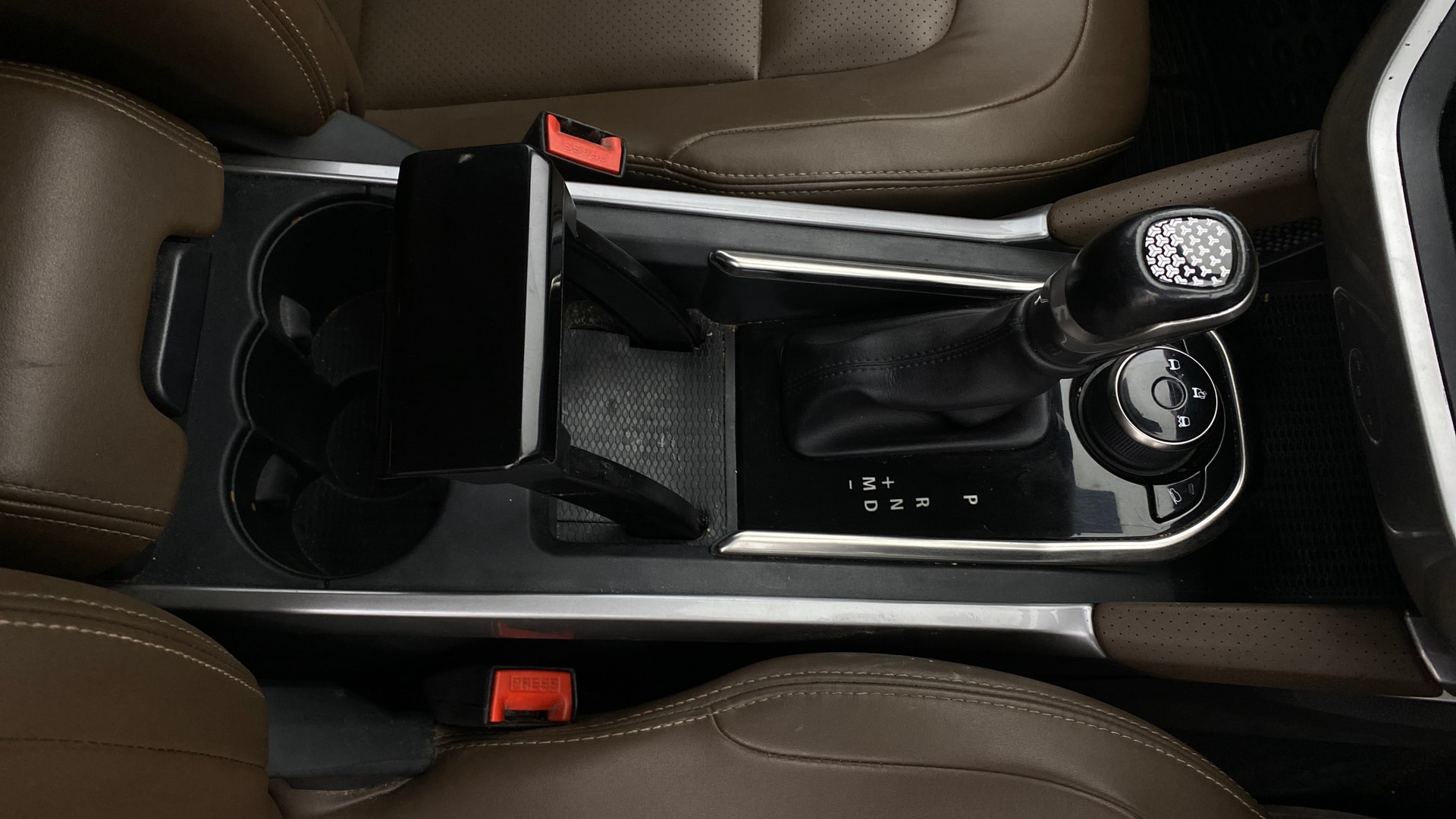 View 2021 Tata Harrier XE Image 41 Used 2021 Tata Harrier XE Image 41