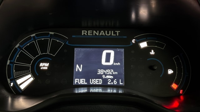 View Renault Triber Image 21 Used Renault Triber Image 21