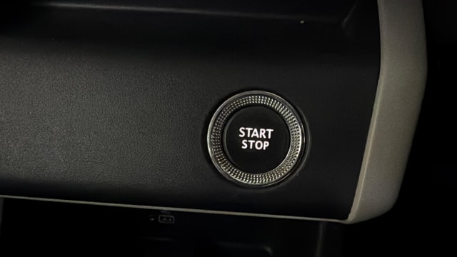 View Renault Triber Image 40 Used Renault Triber Image 40