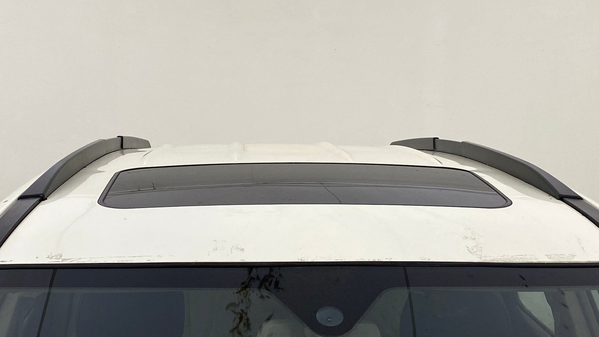 View 2015 Mahindra XUV500 W10 FWD Image 36 Used 2015 Mahindra XUV500 W10 FWD Image 36