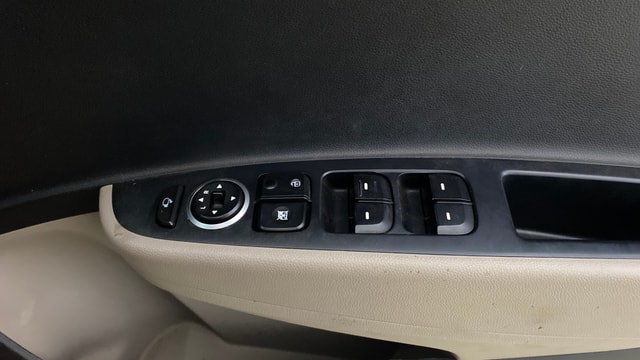 View Hyundai Xcent Image 37 Used Hyundai Xcent Image 37