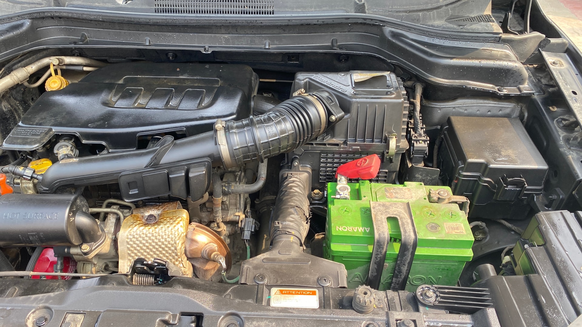 View 2019 Mahindra XUV300 W4 Petrol BS IV Image 14 Used 2019 Mahindra XUV300 W4 Petrol BS IV Image 14