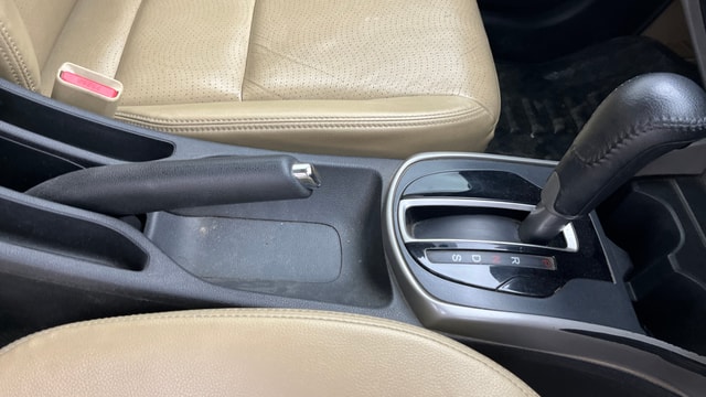 View Honda City ZX Image 40 Used Honda City ZX Image 40