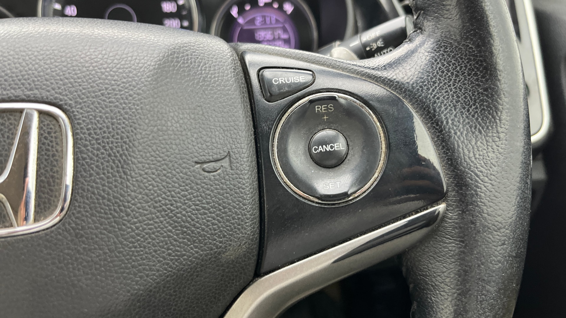 View 2018 Honda City ZX CVT Image 3 Used 2018 Honda City ZX CVT Image 3