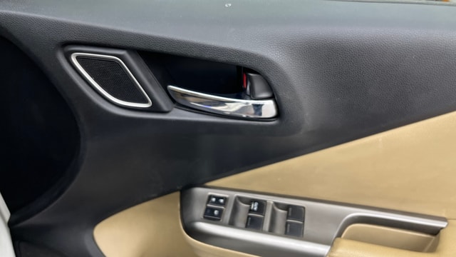 View Honda City ZX Image 34 Used Honda City ZX Image 34